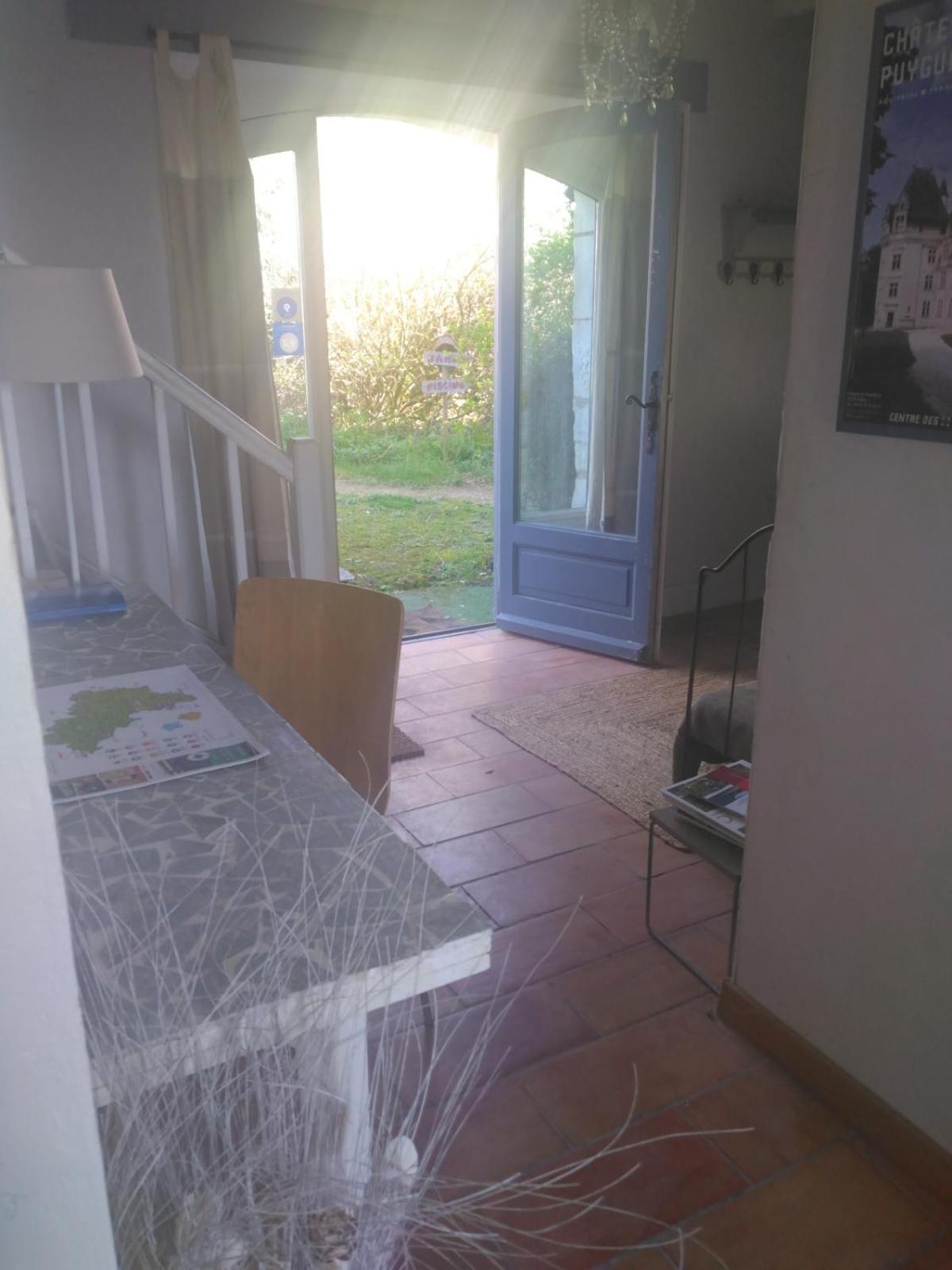 La Maison Bleue Brantome Exterior photo
